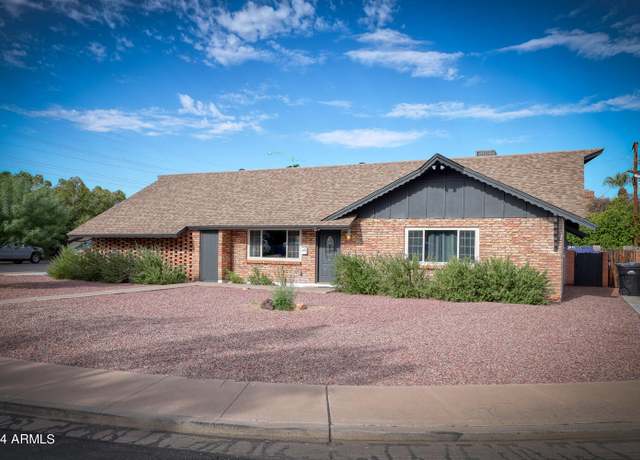 Property at 1556 E Dover Cir, Mesa, AZ 85203, 3 beds, 2 baths
