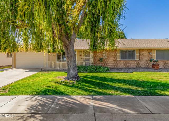 Property at 18202 N 99th Dr, Sun City, AZ 85373, 2 beds, 1.75 baths