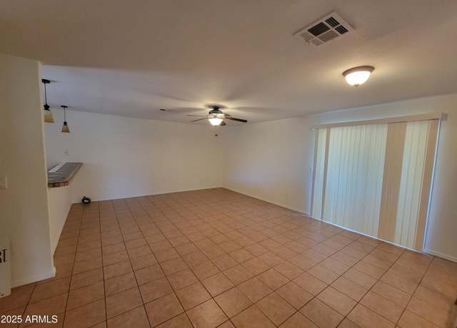 Property at 8838 N 8th St #206, Phoenix, AZ 85020, 2 beds, 2 baths