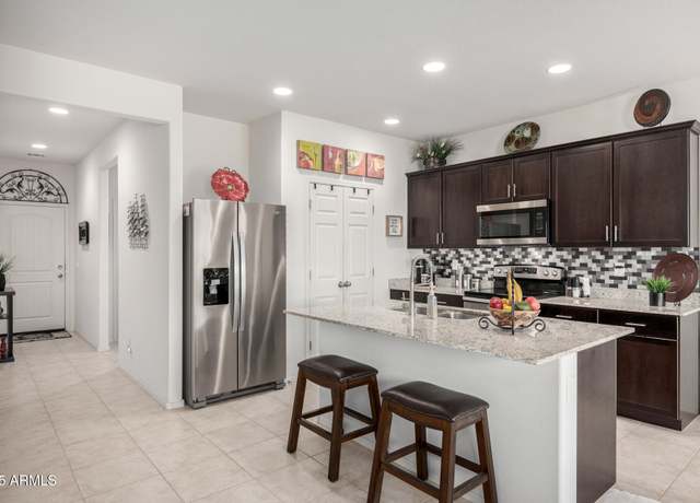 Property at 18644 N Desert Willow Dr, Maricopa, AZ 85138, 2 beds, 2 baths
