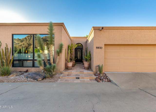 Property at 5970 N Echo Canyon Dr, Phoenix, AZ 85018, 3 beds, 3 baths