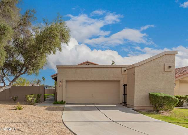 Property at 2309 W Shawnee Dr, Chandler, AZ 85224, 2 beds, 2 baths