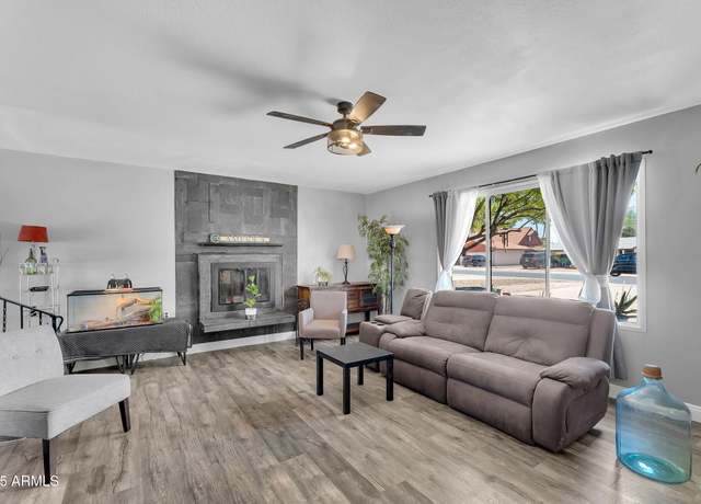 Property at 122 E Hermosa Dr, Tempe, AZ 85282, 3 beds, 2 baths