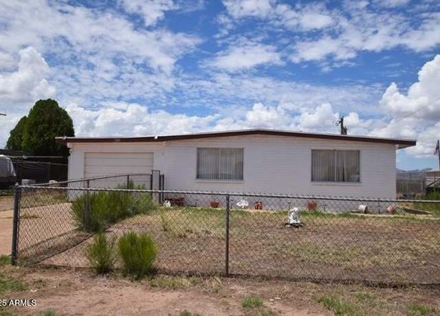 Property at 709 N Skyline Dr, Huachuca City, AZ 85616, 3 beds, 2 baths