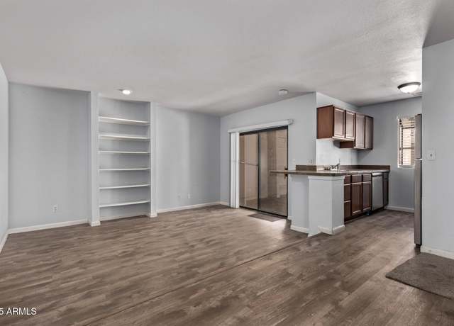 Property at 747 S Extension Rd #113, Mesa, AZ 85210, 2 beds, 2 baths