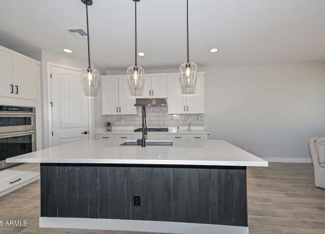 Property at 26428 N Thornhill Dr, Peoria, AZ 85383, 4 beds, 2.5 baths