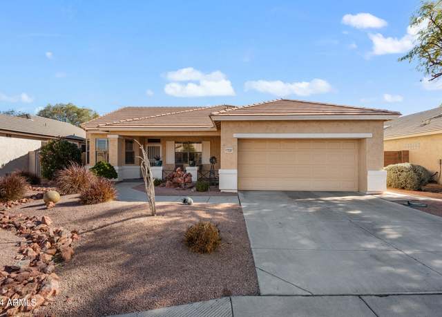 Property at 17221 N Thornberry Dr, Surprise, AZ 85374, 2 beds, 2 baths