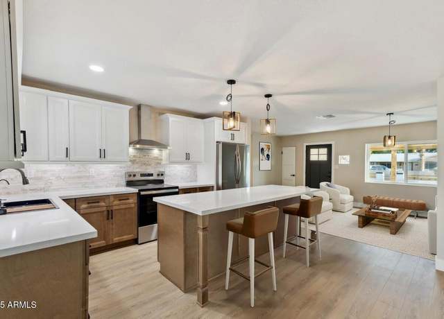 Property at 2202 E Osborn Rd, Phoenix, AZ 85016, 4 beds, 3 baths