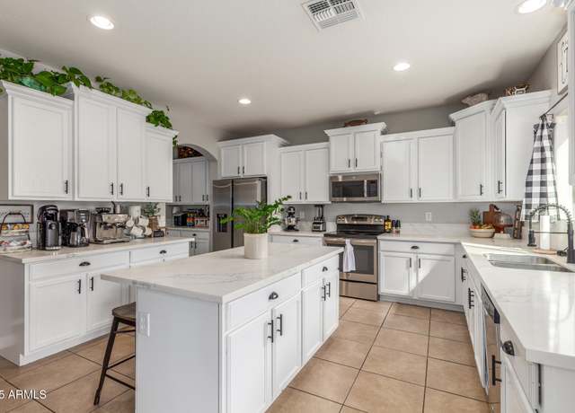 Property at 24805 W Vista Norte St, Buckeye, AZ 85326, 4 beds, 2.5 baths