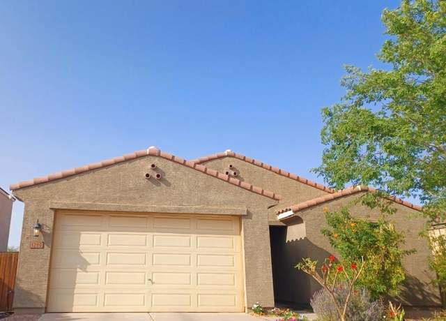 Property at 1280 W Blue Ridge Dr, San Tan Valley, AZ 85140, 4 beds, 3 baths