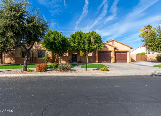 Property at 2652 N 143rd Dr, Goodyear, AZ 85395, 4 beds, 4 baths