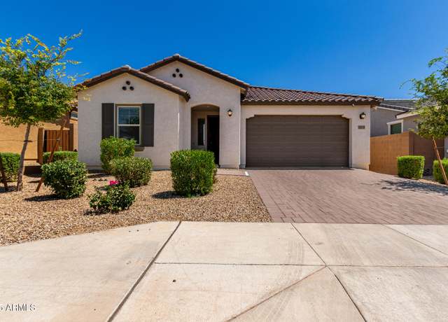 Property at 11153 W Parkway Dr, Tolleson, AZ 85353, 3 beds, 2 baths