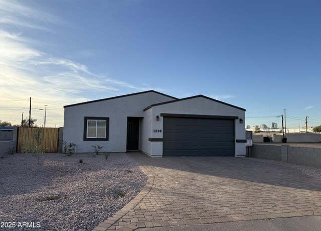 Property at 1238 S 14th St, Phoenix, AZ 85034, 4 beds, 2 baths