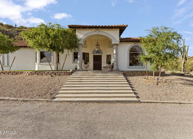 Property at 1500 N Crismon Rd, Mesa, AZ 85207, 4 beds, 3.5 baths