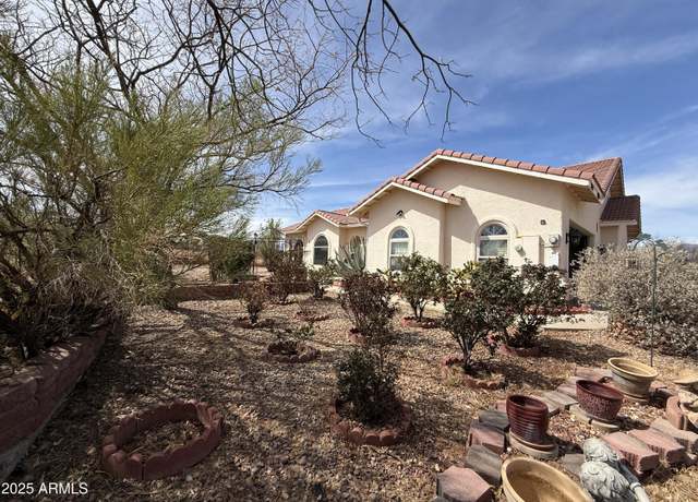 Property at 3890 S Moson Rd, Sierra Vista, AZ 85650, 3 beds, 2.5 baths