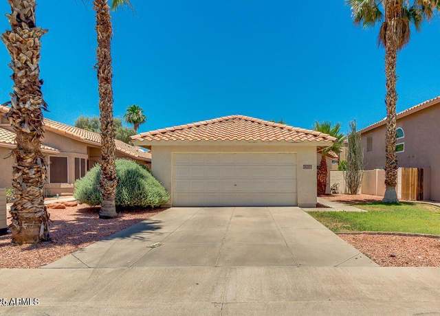 Property at 4330 E Desert Trumpet Rd, Phoenix, AZ 85044, 2 beds, 2 baths
