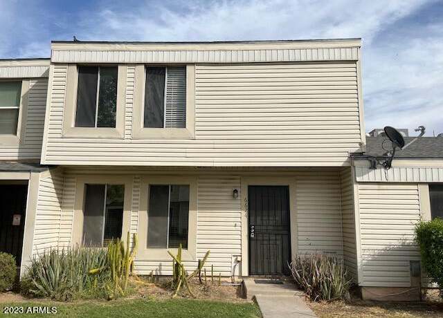 Property at 6624 S Granada Dr, Tempe, AZ 85283, 3 beds, 2.5 baths