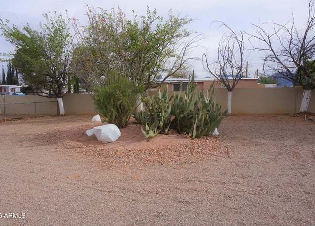 Property at 216 N Canyon Dr, Sierra Vista, AZ 85635, 6 beds, 6 baths