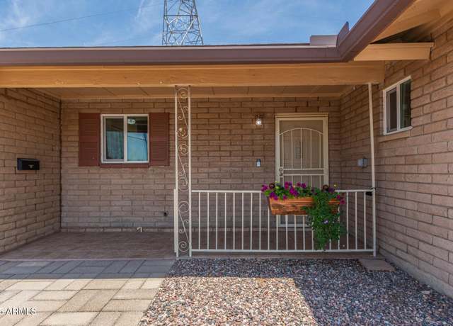 Property at 5204 E Colby St, Mesa, AZ 85205, 2 beds, 2 baths