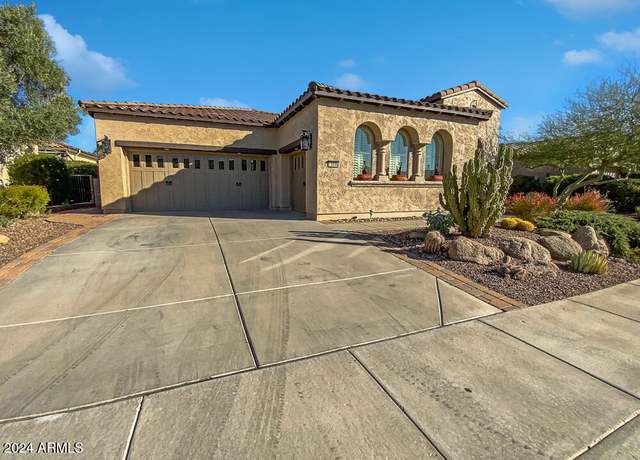 Property at 12446 W Bajada Rd, Peoria, AZ 85383, 2 beds, 2.5 baths