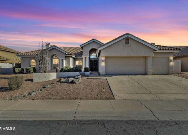 Property at 1635 E Silverwood Dr, Phoenix, AZ 85048, 4 beds, 2.5 baths