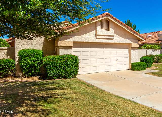 Property at 8804 E Sunnyside Dr, Scottsdale, AZ 85260, 3 beds, 2 baths