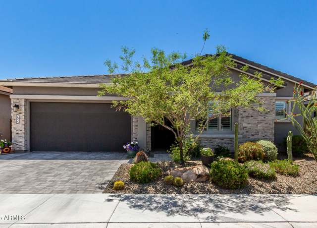 Property at 2835 E Donald Dr, Phoenix, AZ 85050, 3 beds, 2.5 baths