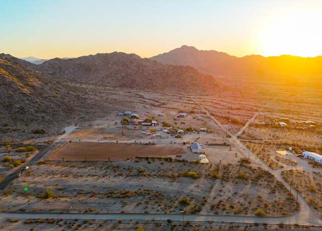 Property at 0 N Warren Rd. Lot 4 -- Unit -, Maricopa, AZ 85139