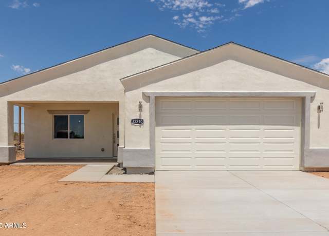 Property at 32210 S Center St, Wittmann, AZ 85361, 3 beds, 2 baths
