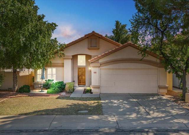 Property at 2313 E Gondola Ln, Gilbert, AZ 85234, 3 beds, 2 baths