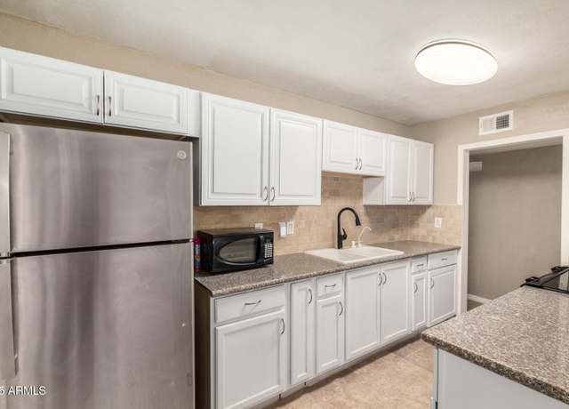 Property at 6312 N 41st Ave, Phoenix, AZ 85019, 3 beds, 2 baths
