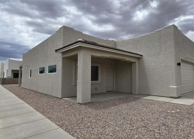 Property at 760 S Chase St, Sierra Vista, AZ 85635, 3 beds, 2 baths