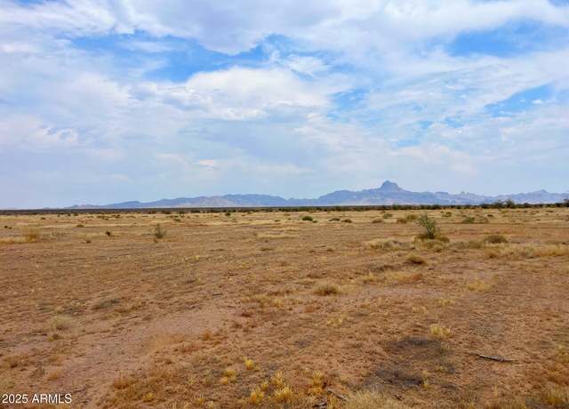 Property at 55xx2 W Salome Hwy Unit -, Tonopah, AZ 85354