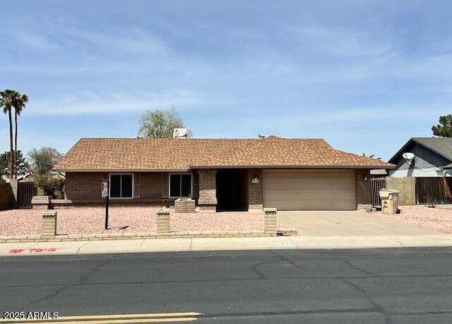 Property at 10250 N 65th Ave N, Glendale, AZ 85302, 3 beds, 2 baths