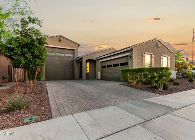 Property at 17813 W Pinnacle Vista Dr, Surprise, AZ 85387, 3 beds, 2 baths