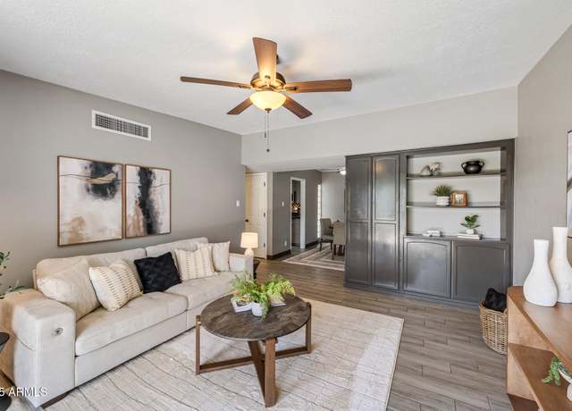 Property at 4635 N 22nd St #212, Phoenix, AZ 85016, 1 bed, 1 bath