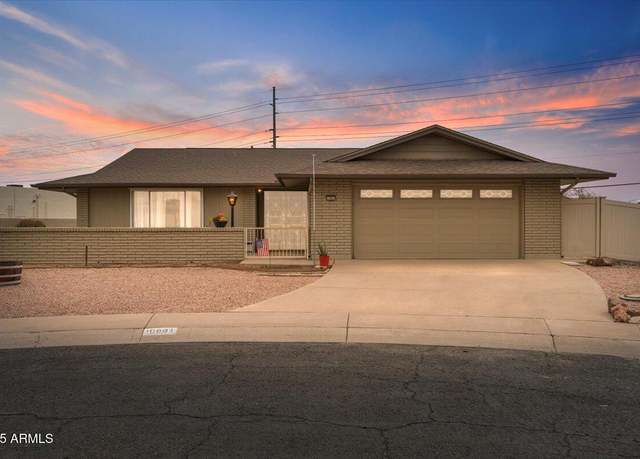 Property at 10001 W Deanita Ln, Sun City, AZ 85351, 3 beds, 2 baths