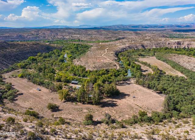 Property at 1875 E Dragonshead Rd, Rimrock, AZ 86335, 2 beds, 1 bath