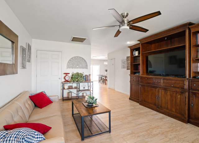 Property at 3737 W Morrow Dr, Glendale, AZ 85308, 3 beds, 2 baths