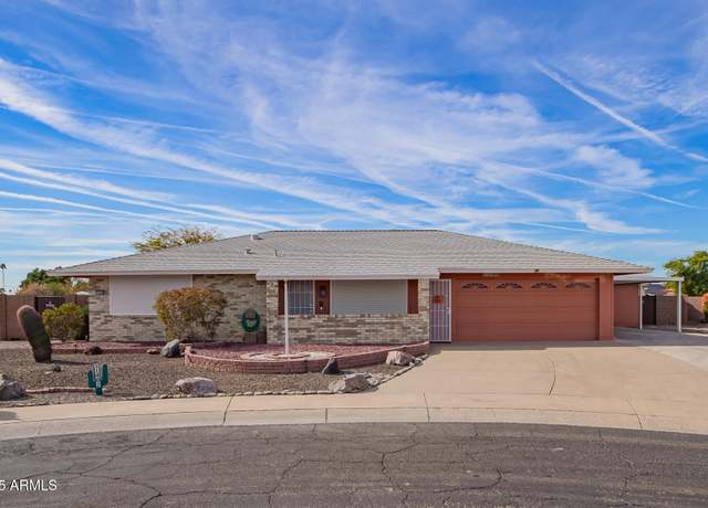 Property at 11402 N 97th Dr, Sun City, AZ 85351, 2 beds, 1.75 baths