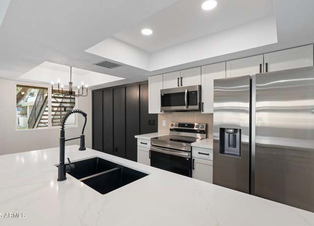 Property at 520 N Stapley Dr #166, Mesa, AZ 85203, 2 beds, 2 baths