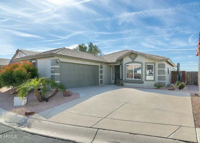 Property at 8957 E Rainier Dr, Gold Canyon, AZ 85118, 3 beds, 2 baths