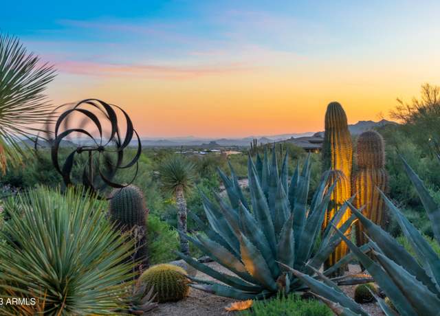 Property at 39032 N 101st Way, Scottsdale, AZ 85262, 2 beds, 2.5 baths