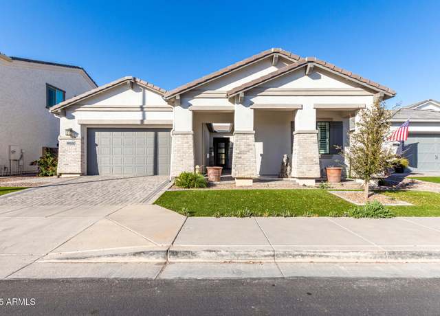 Property at 2260 E Warbler Rd, Gilbert, AZ 85297, 5 beds, 3 baths