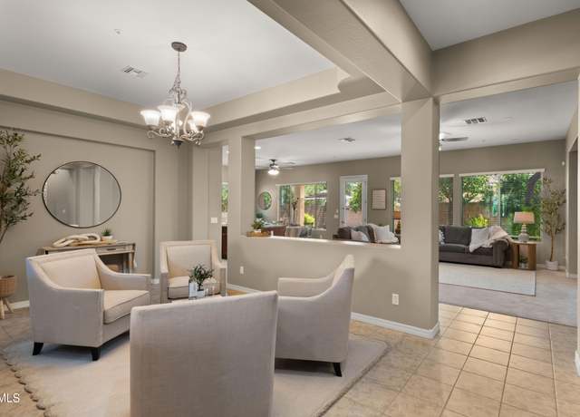 Property at 4055 E Clubview Dr, Gilbert, AZ 85298, 4 beds, 2.5 baths