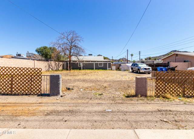 Property at 9707 N 12th St, Phoenix, AZ 85020, 2 beds, 1 bath