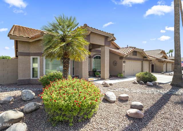 Property at 1449 W Sherri Dr, Gilbert, AZ 85233, 4 beds, 2 baths