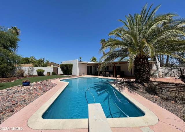 Property at 1407 E Laguna Dr, Tempe, AZ 85282, 3 beds, 2 baths