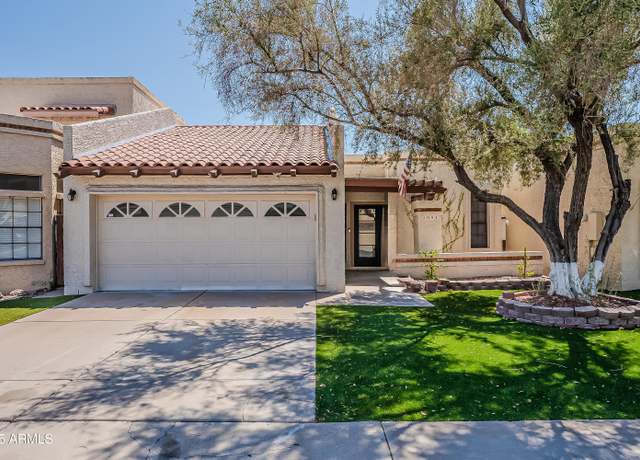 Property at 2043 W Nopal Ave, Mesa, AZ 85202, 2 beds, 2 baths