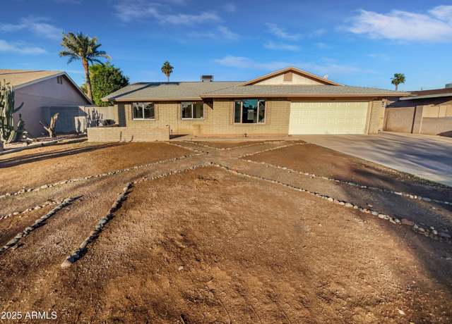 Property at 11020 N 45th Ave, Glendale, AZ 85304, 3 beds, 2 baths